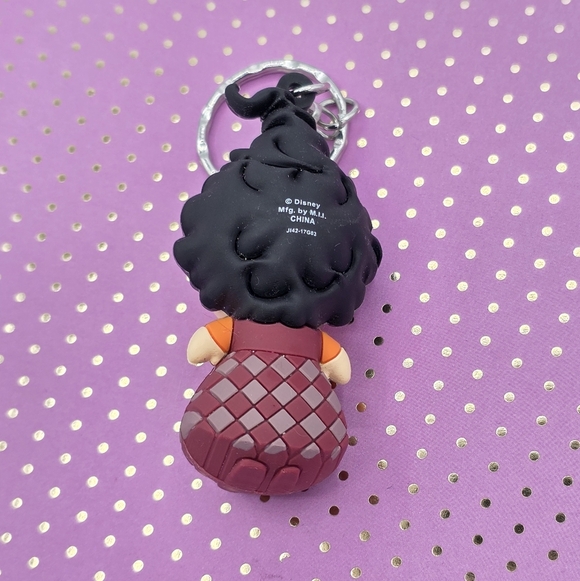 Disney Hocus Pocus Mary Sanderson Series 1 Bag Clip Keychain - Picture 3 of 4